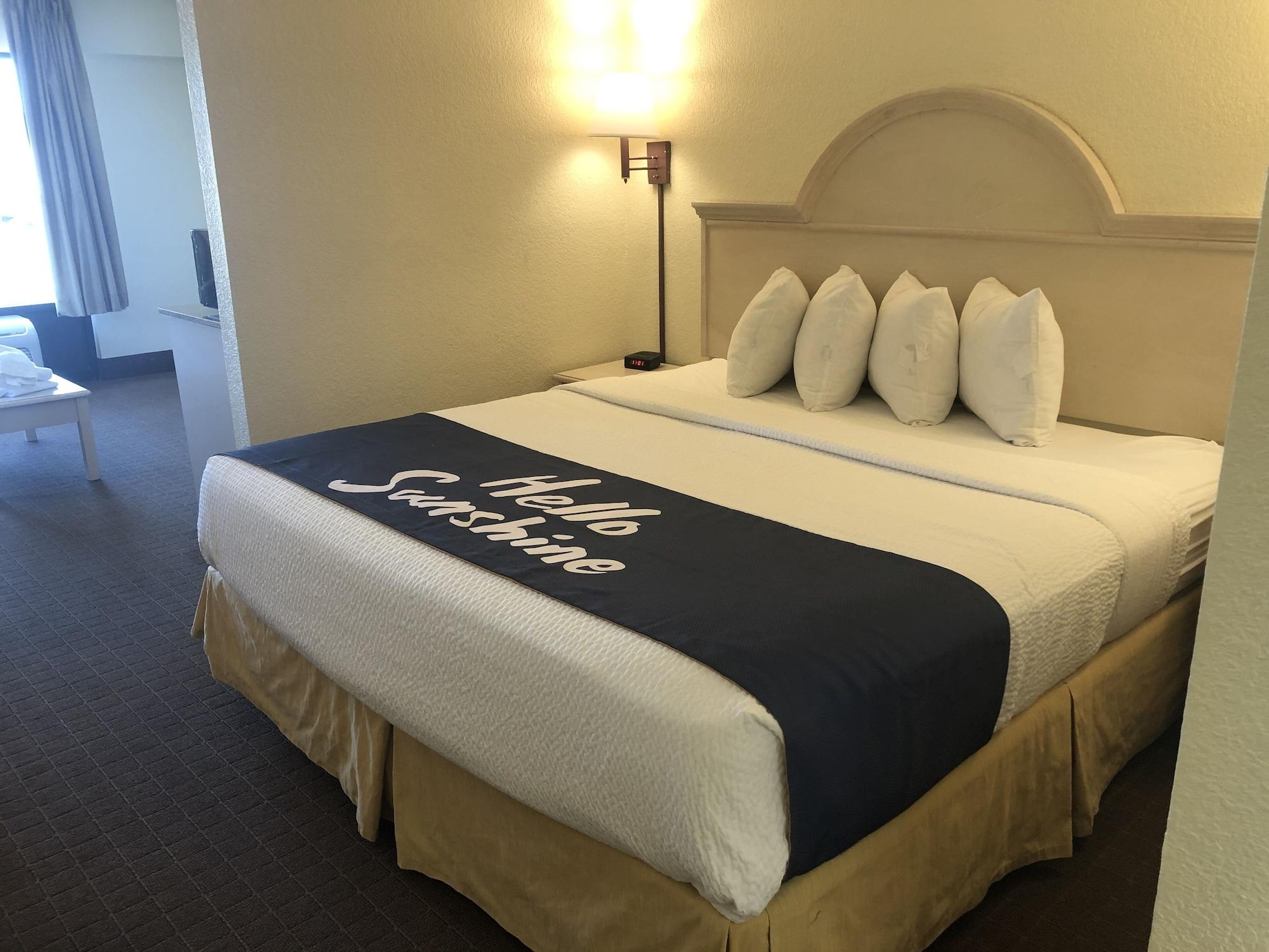Days Inn & Suites By Wyndham Navarre - Near Beaches Hurlburt Zewnętrze zdjęcie