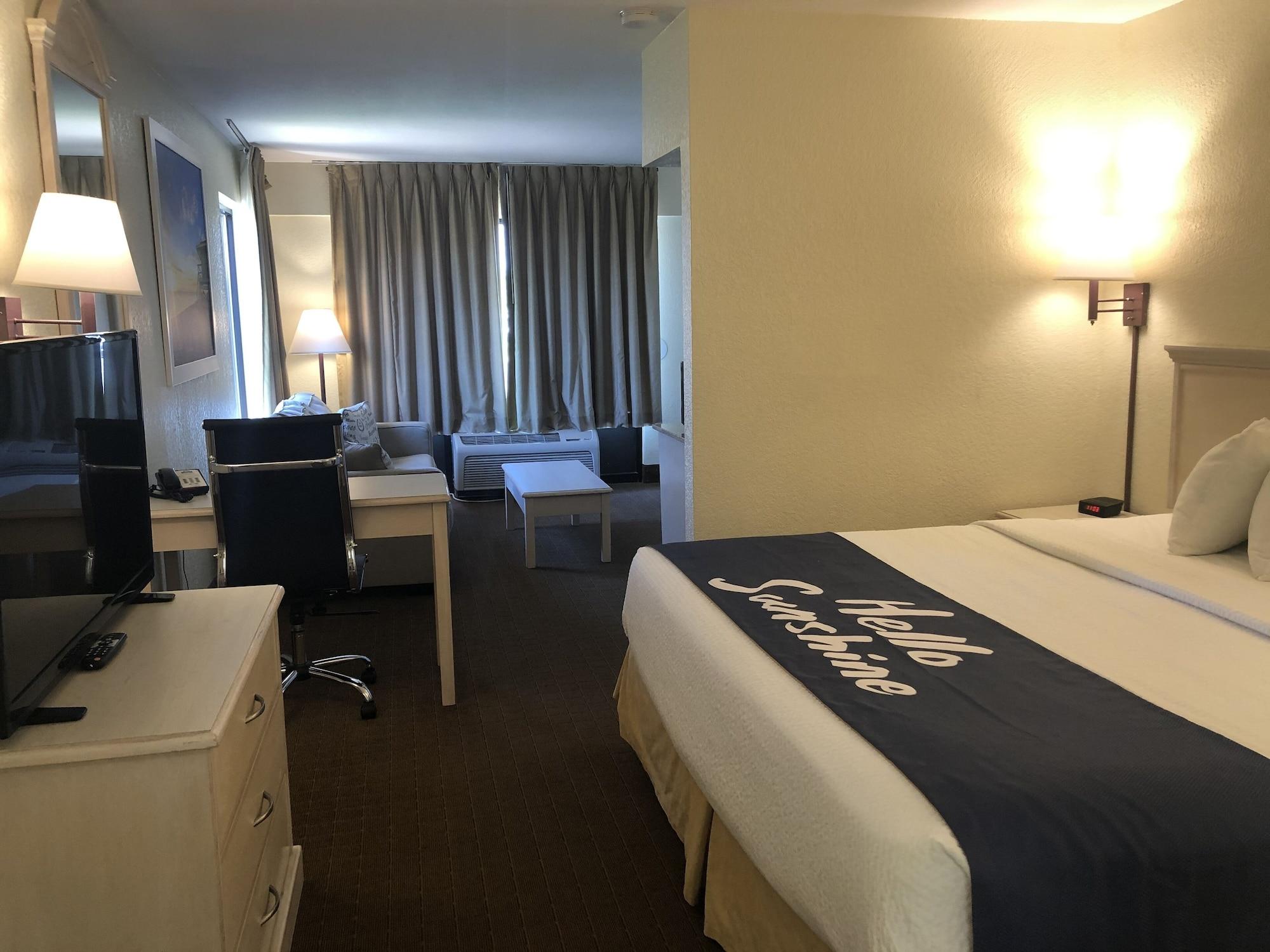 Days Inn & Suites By Wyndham Navarre - Near Beaches Hurlburt Zewnętrze zdjęcie